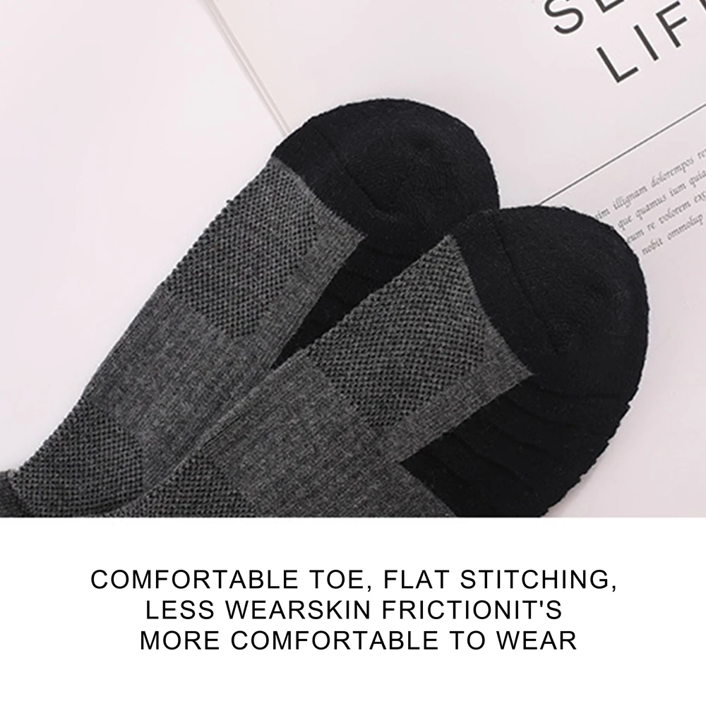 3 pairs Men Thick Breathable Cotton Cushion Crew Outdoor Sports Hiking Trekking Socks Work Boot Socks For Men 35-50 EU