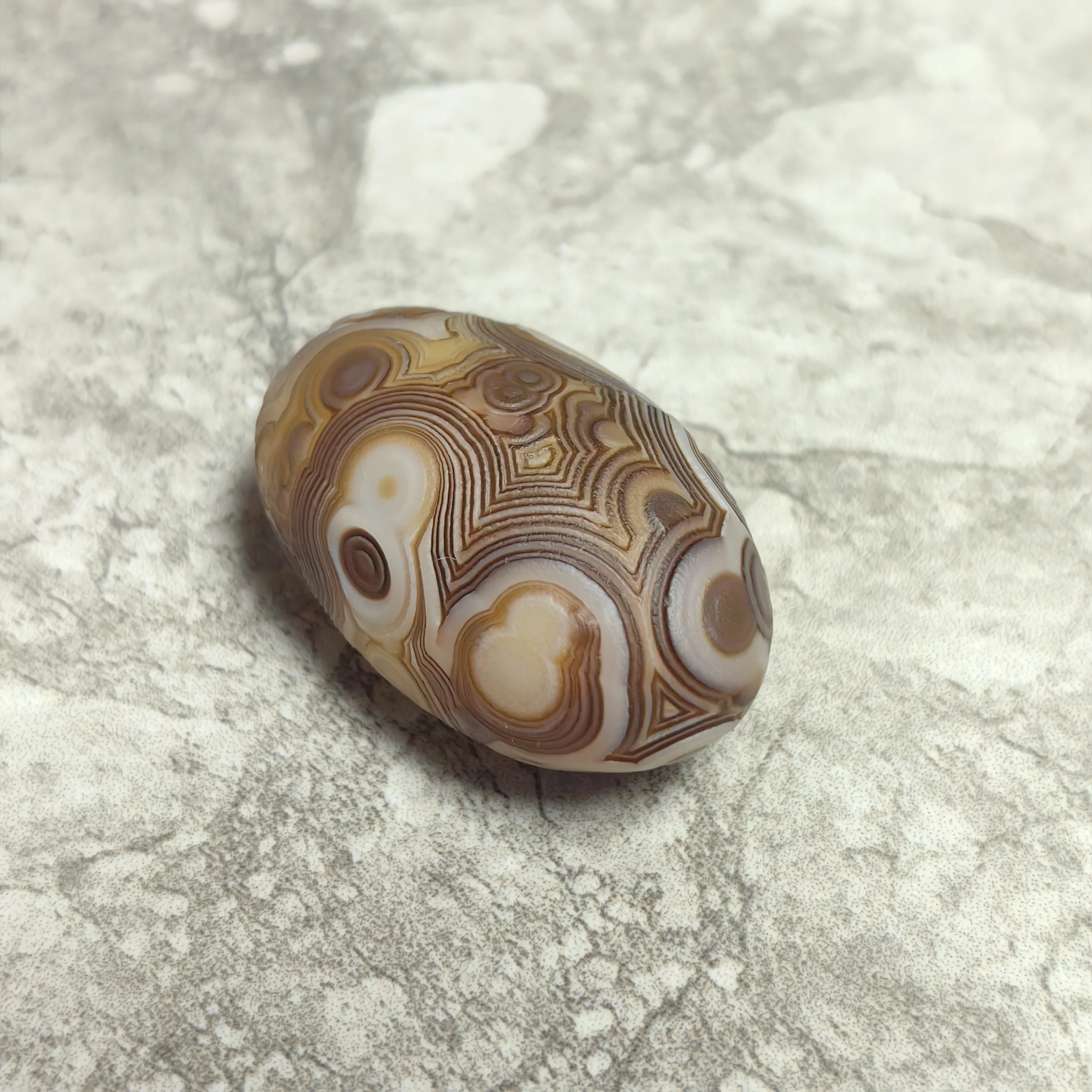  All-Natural Wishing Agate Divine Eye Agate Rough Stone for Good Luck DIY Jewelry Natural Minerals Agate Amulet Ornamen