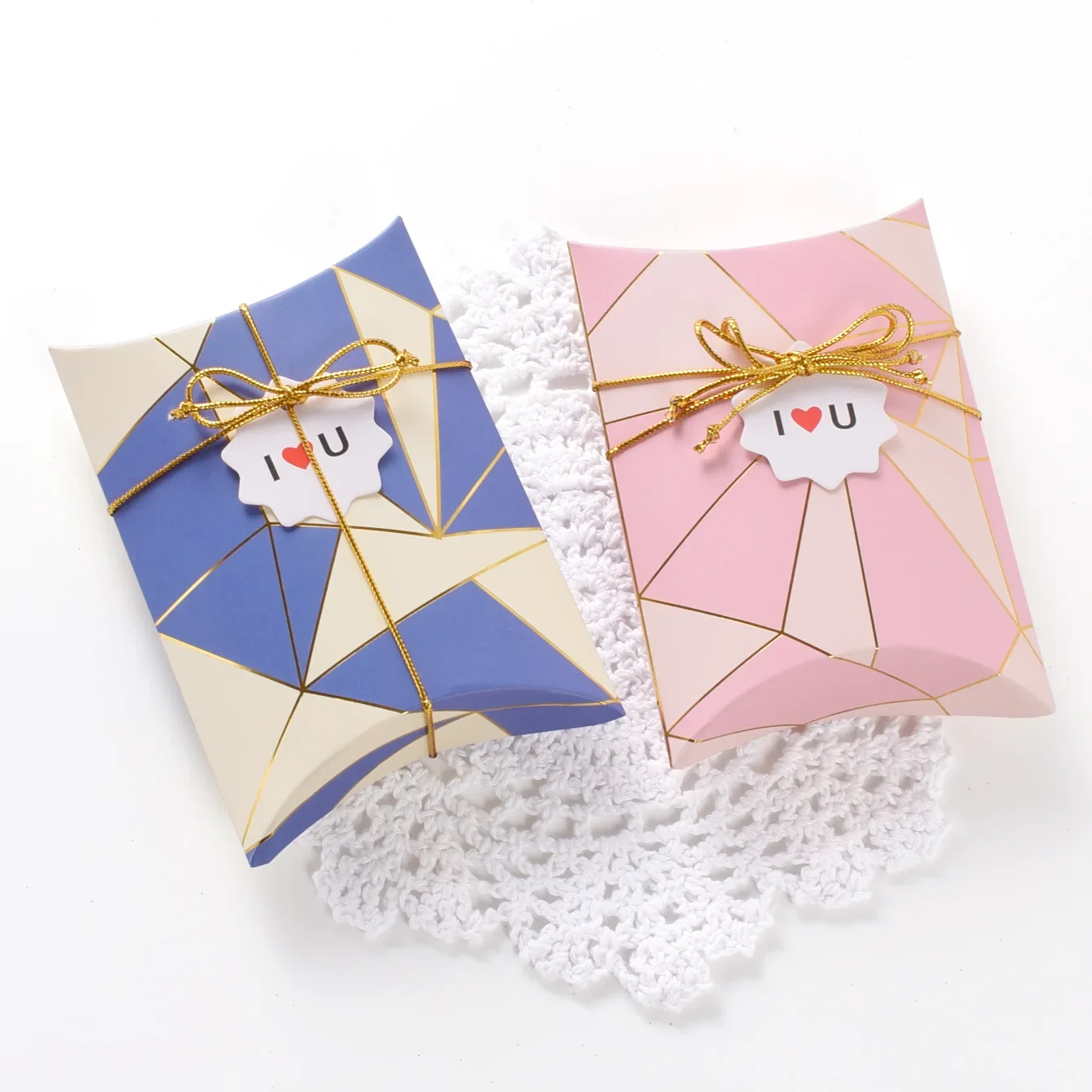 

20pcs Hot Stamping Paper Box For Candy Folding Pillow Small Gift Boxes Wedding Party Packaging Decoration