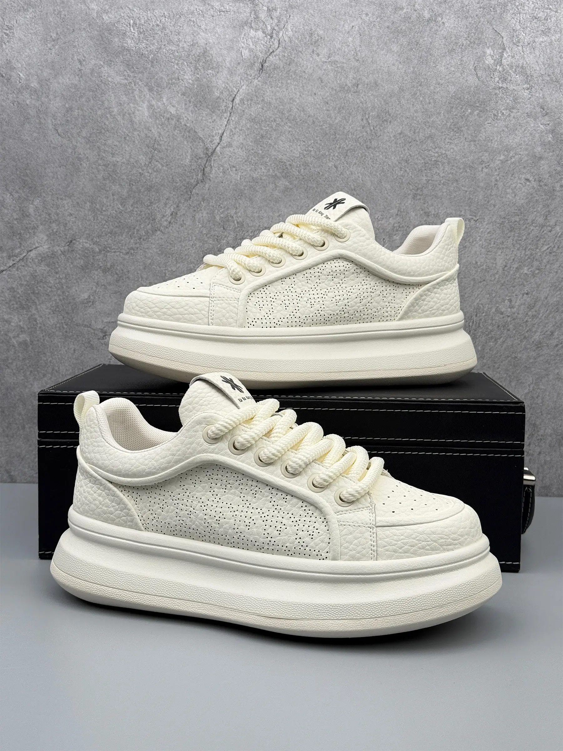 Mens Platform Skate Shoes 2026 New Summer Breathable Thick Sole Height Increasing Minimalist Casual Sneakers