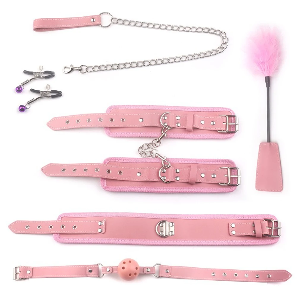 Multi‑in‑one Couple Intimate Game Accessory Set With Plush Handcuffs Neck Collar Traction Rope Mouth Stopper Nipple Clamps