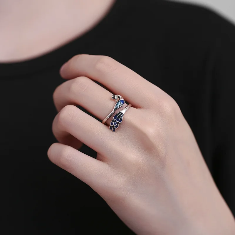 Pałacowa sceneria Tajski niebieski pierścionek z pawiem Kobiece otwarcie Regulowany, niszowy temperament retro Kreatywny pierścionek na palec