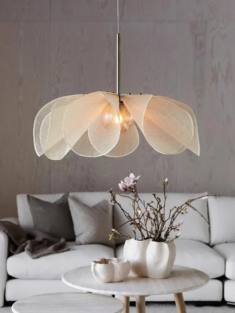 Nordic Fabric Led Flower Pendant Light For Living Room Loft Hanging Lamps Home Decoration Cream Style Dedroom Lustre Chandelier