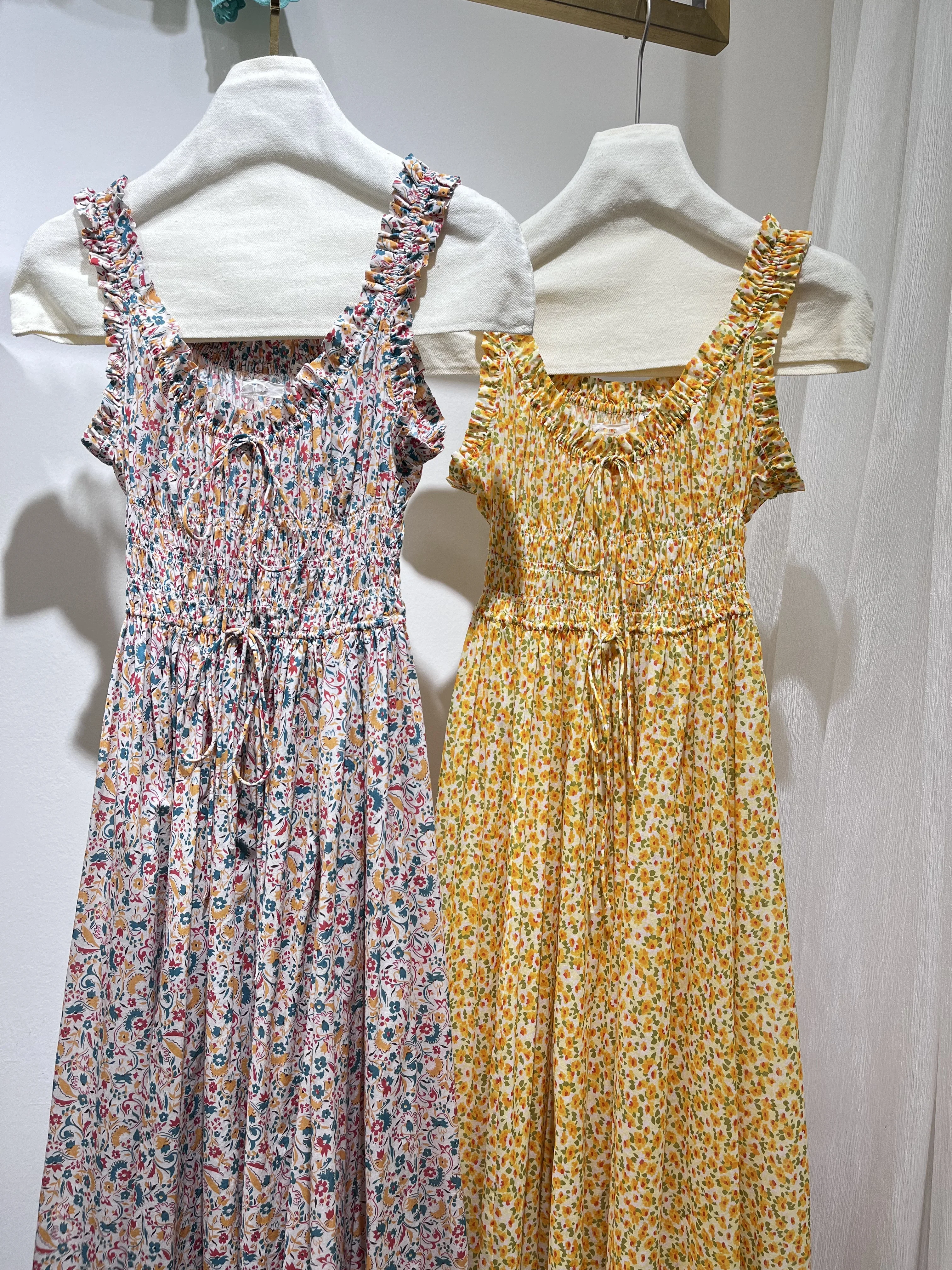 Abito lungo da donna in cotone con stampa floreale 2025 Nuovo abito da donna vintage senza maniche con elastico in vita smock