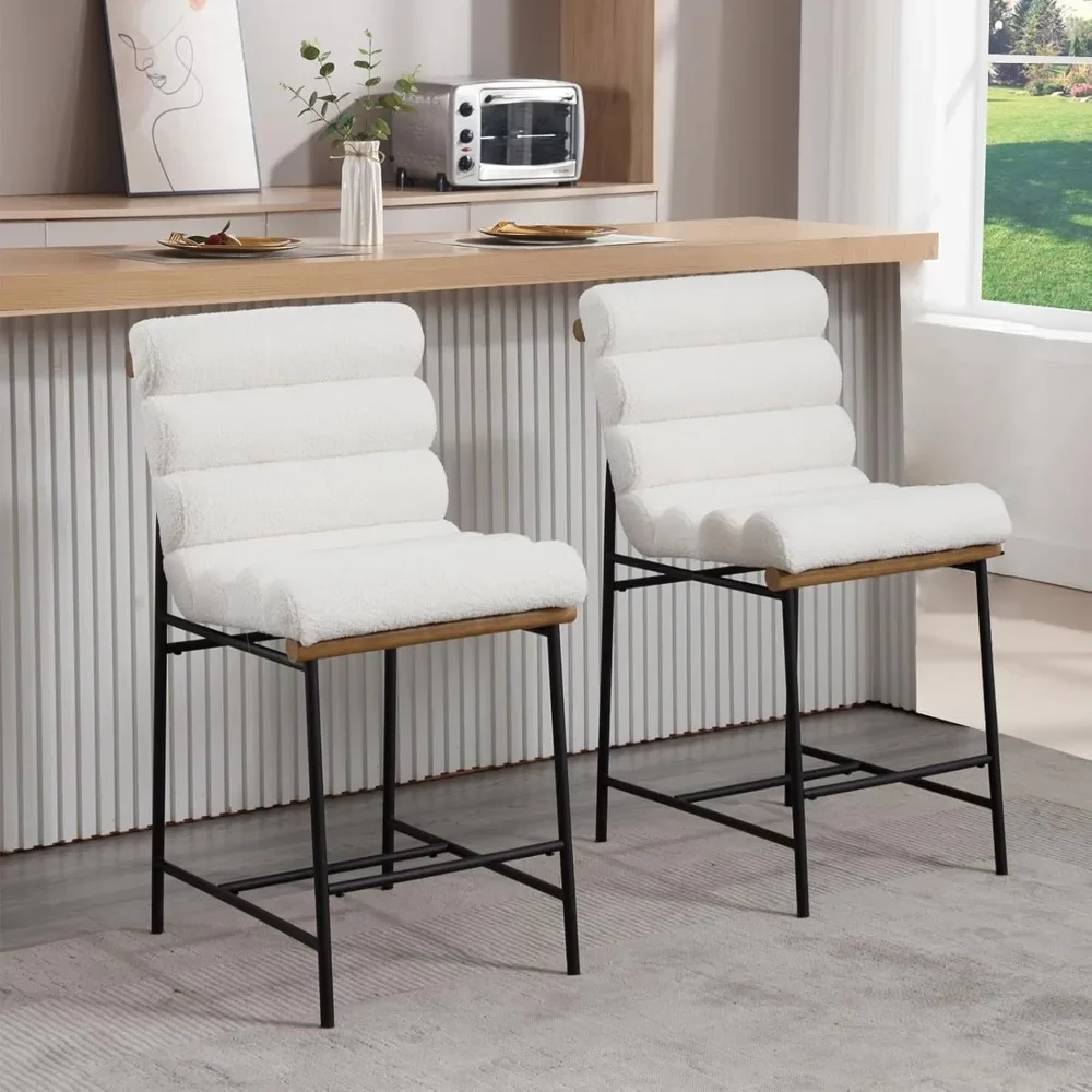 مجموعة مقاعد بار منجدة حديثة مكونة من كراسي بارتفاع عداد مقاس 25 بوصة مع أرجل معدنية سوداء من قماش شيربا ومقاعد جزيرة المطبخ #1