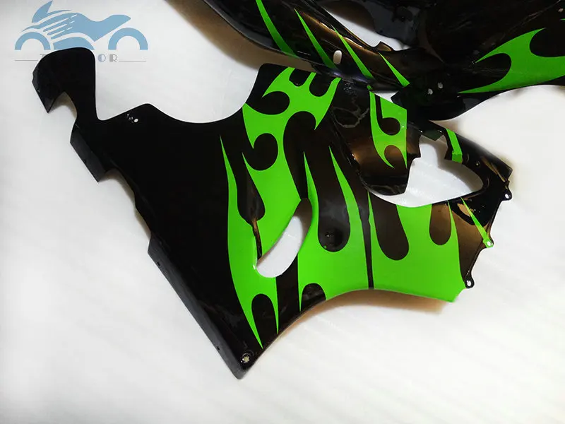 مجموعة انسيابية للدراجات النارية لـ Kawasaki ninja ZX 7R 96 97 98-03 مجموعة انسيابية هيكل السيارة باللون الأسود والأخضر والأبيض ZX 7 R 1996-2003 OT20