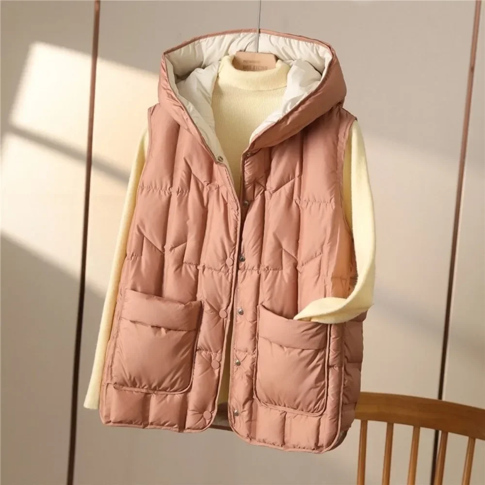 2024 New Fashion Hooded Sleeveless Vest Lightweight Seamless Feather Puffer Short Waistcoat Female White Duck Down Women Coat