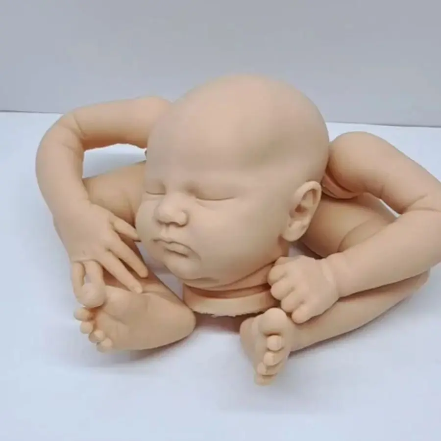 

MRB 18 Inch Quinlyn Reborn Vinyl Doll Kit Unpainted Blank Newborn Doll Parts Lifelike Mold With Engraved Name and Cloth Body