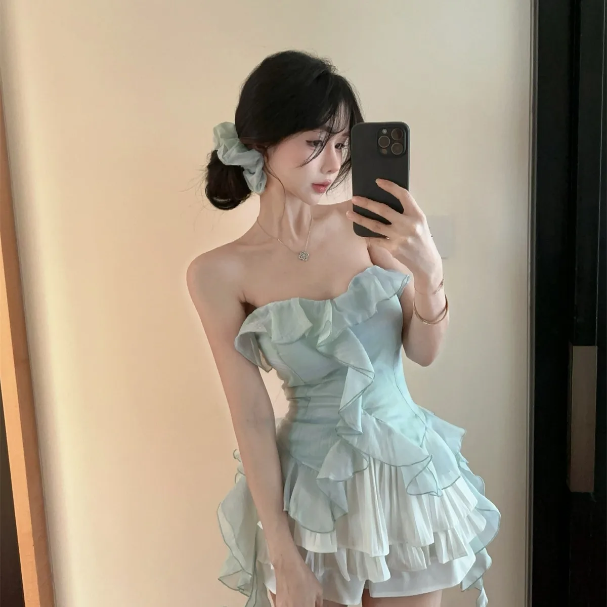 

Women's Ice Cream Color Ruffle Hem Tube Top Skirt Set Short Sleeve One Shoulder Hong Kong Style Slim Fit Summer Fashion Set