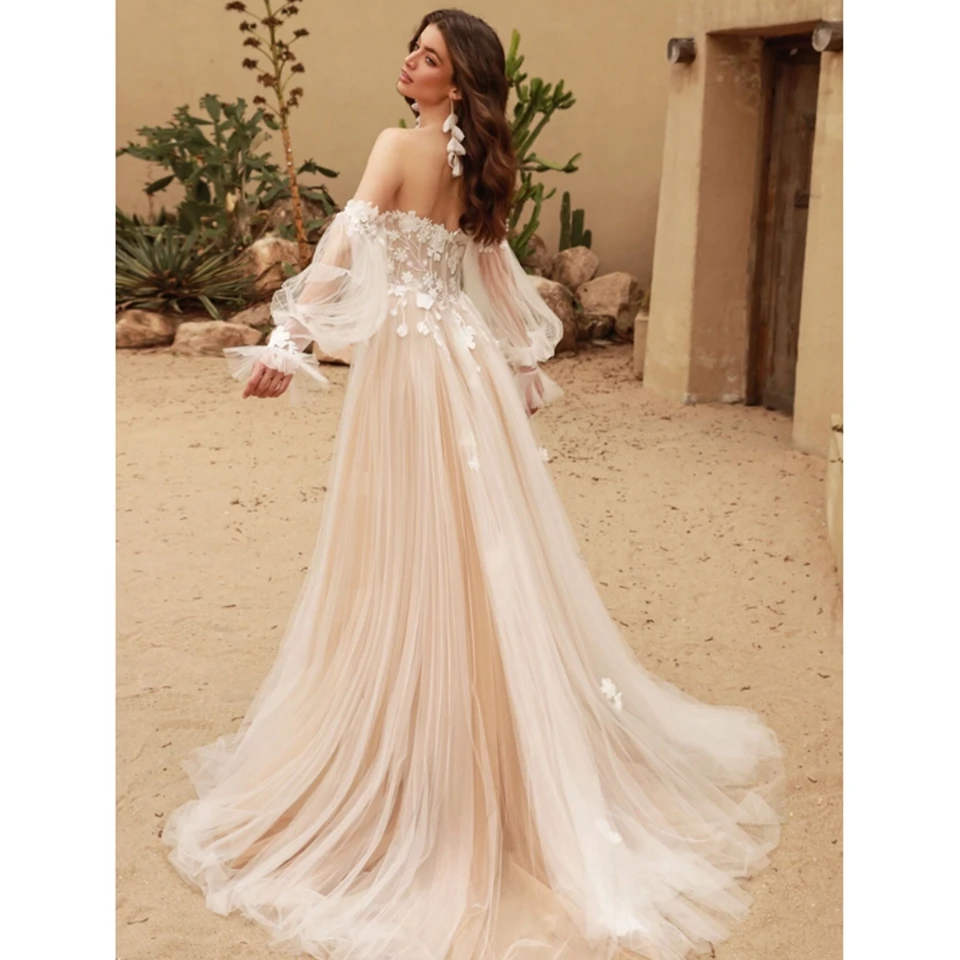 섹시한 샴페인 색상의 스위트하트 네크라인 아플리케 장식의 일루젼 이브닝 드레스 2025 플로어 기장 스윕 트레인 A라인 오픈 백 브라이덜 가운