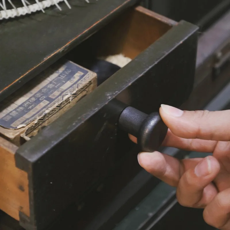 BCD-اليد مزورة الرجعية خزانة تسحب مقبض الباب الحديد مقابض مقطوع مقبض مقابض أدراج ثقب واحد الأثاث مقبض الأجهزة