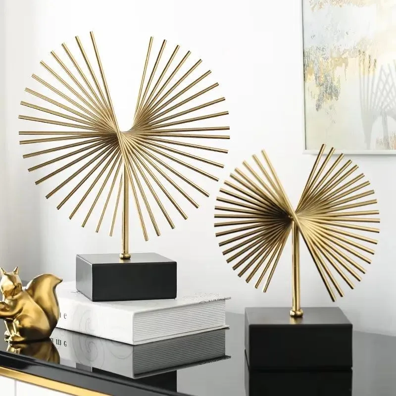 Creative High End Alloy Wrought Iron Geometric Art Sculpture for Living Room TV Cabinet Desktop Decoration Business Channel