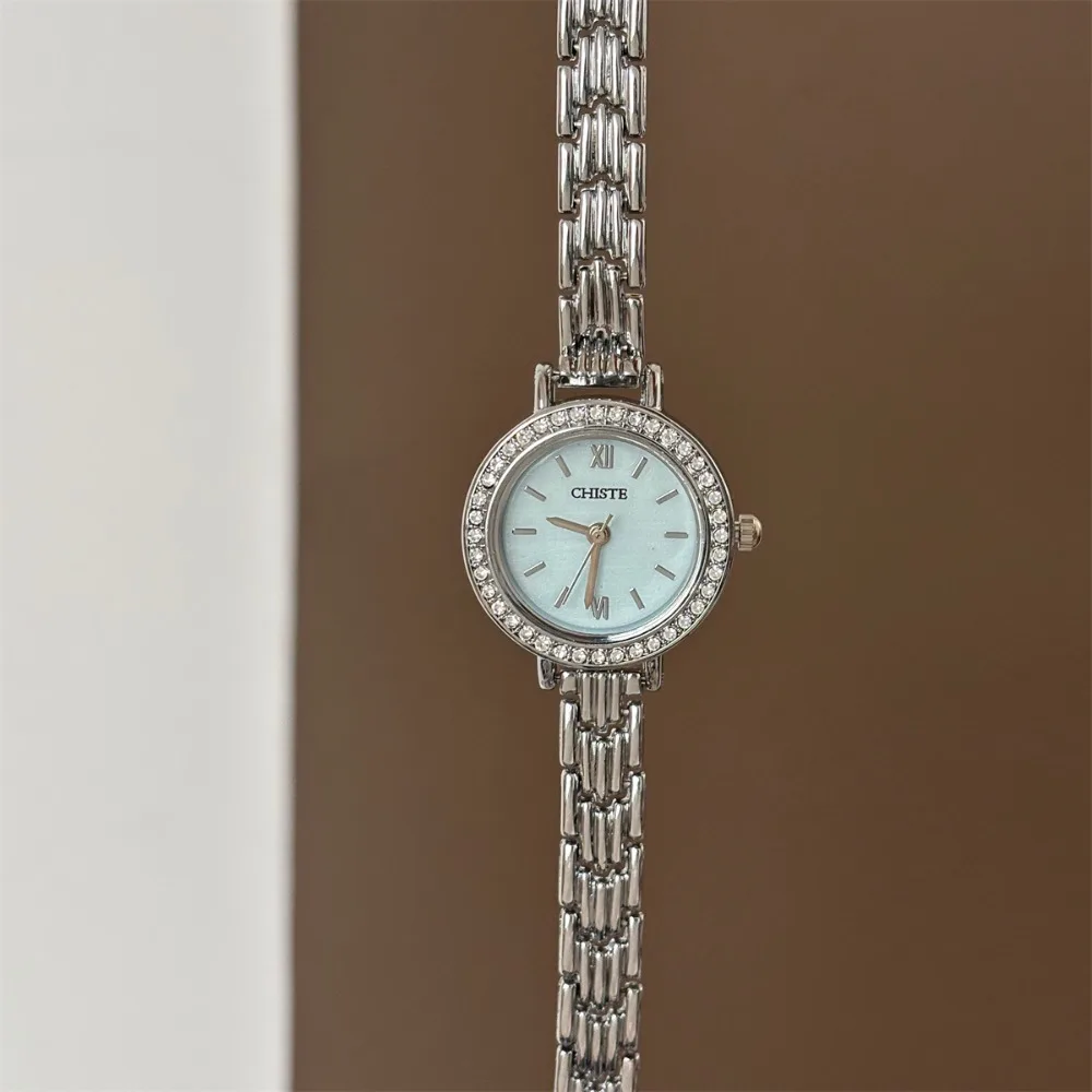 Fashion Round Dial Bracelet Watch Bracelet Strap Elegant Quartz Watch Diamond Inlaid Luxury Ladies Watch For Women