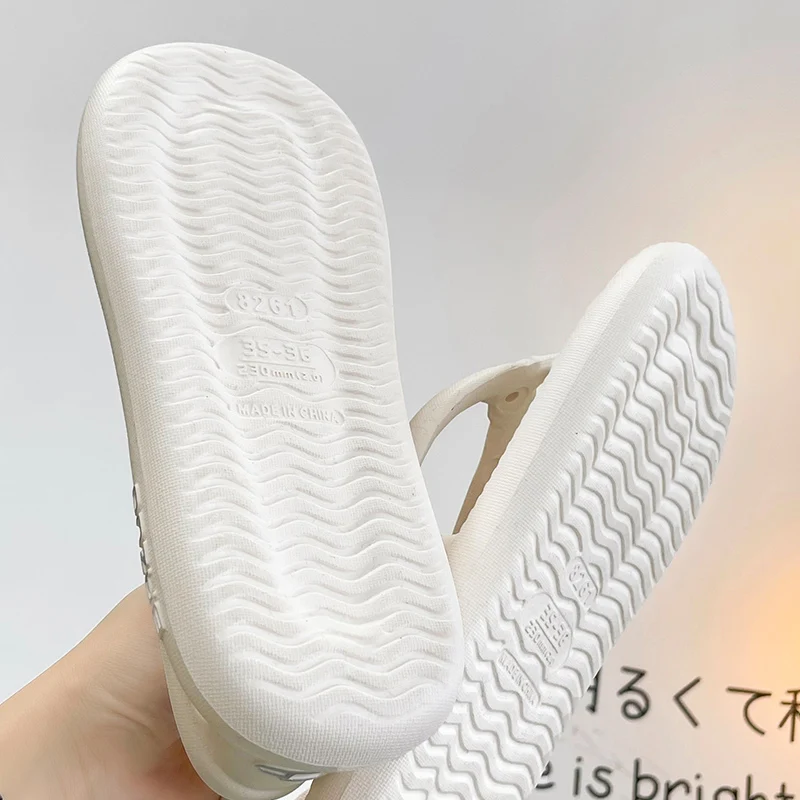 2023 Summer Women Slippers Flip Flops Thick Bottom Sandals Women Couples Outdoor Non-slip Sole Beach Casual Home Slipper