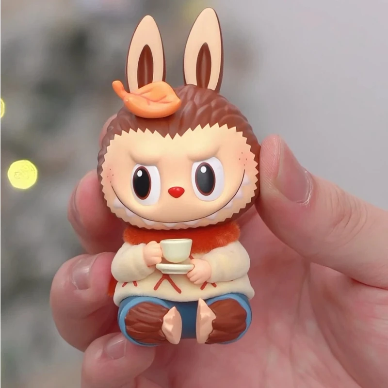 

Подлинная Popmart Labubu Zimomo, теплый свитер, фигурка, подвесная карта, милая кукла, модная игрушка, украшение для рабочего стола, подарок на день рождения, милый Gk