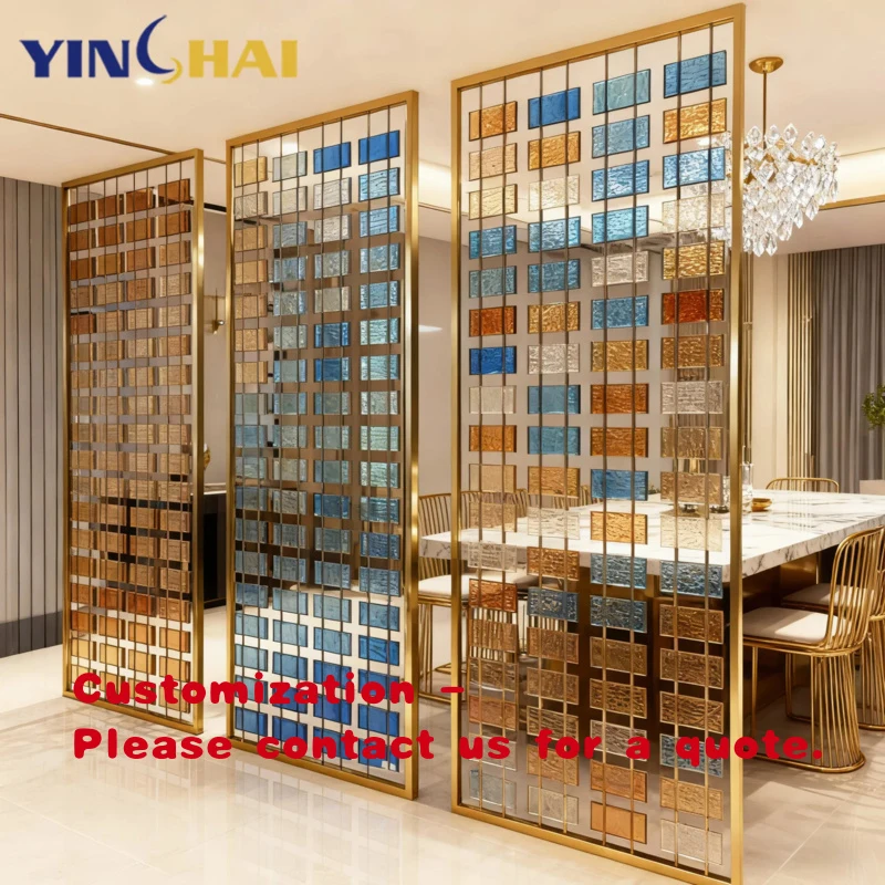 

Дизайнерская перегородка из нержавеющей стали 304 с цветными стеклянными панелями для гостиной и ресторана.