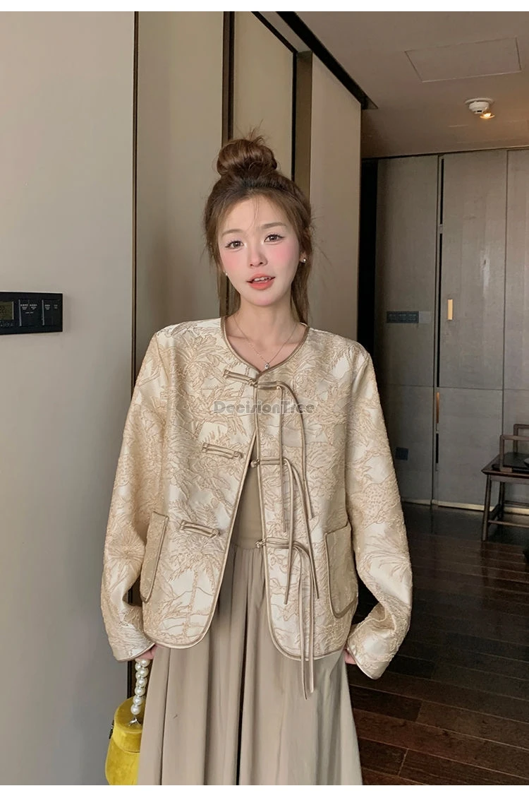 

2024 chinese style button tassel pocket tang suit top gold jacquard elegant temperament coat fashionable slim patchwork lady top