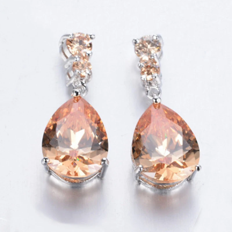 الأقراط البوهيمية الفاخرة تتدلى للنساء ، الكريستال الأرجواني ، نمط الأزهار ، قطرات ، مجوهرات مأدبة أنيقة ، جودة عالية