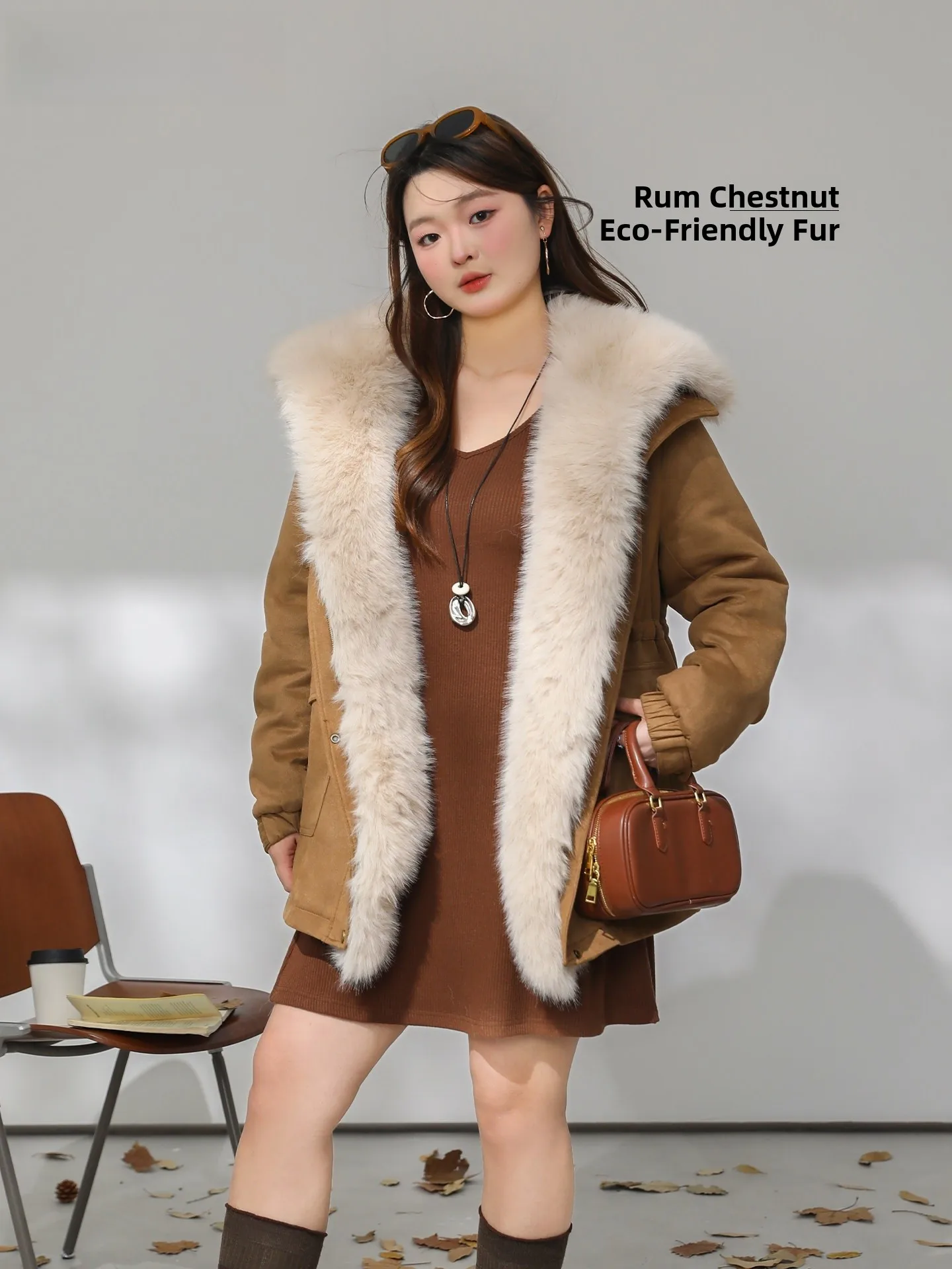 

Женская парка DM100 больших размеров с отстегивающимся утепленным замшевым воротником в корейском стиле для повседневной носки и для фигуры типа «груша»