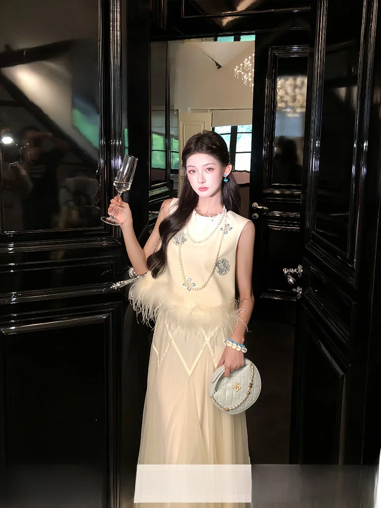 

Elegant Chinese National Style Embroidered Light Luxury Suit Skirt Set Original Design Summer New Arrival Women's Fashion Set