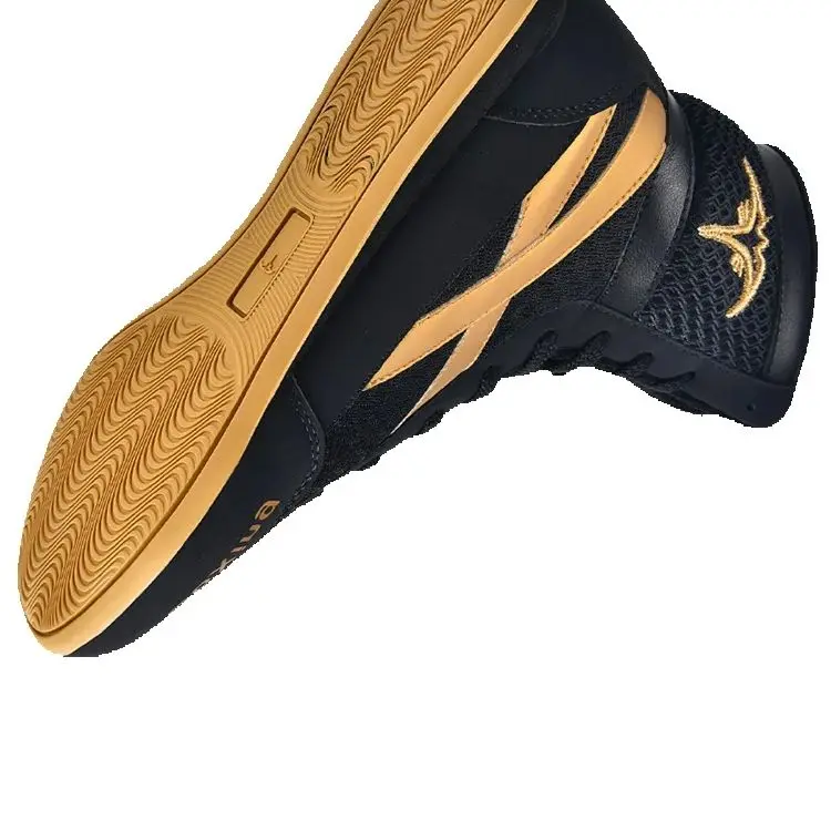 

Men's and women's high-top boxing shoes, ankle and leg guards, black and red