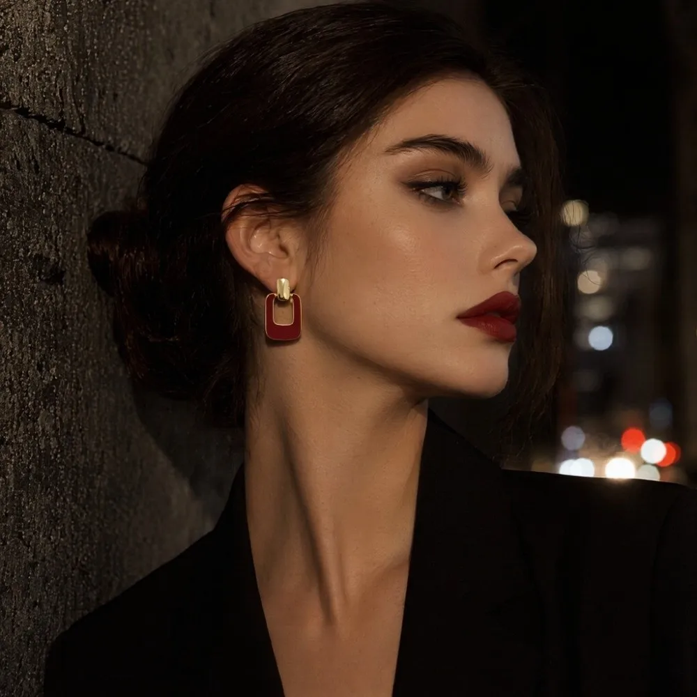 Maillard Contrasting French Retro Earrings Metal Enamel Vintage Drop Glazed Earrings Statement Elegant Brown Dangle Earrings