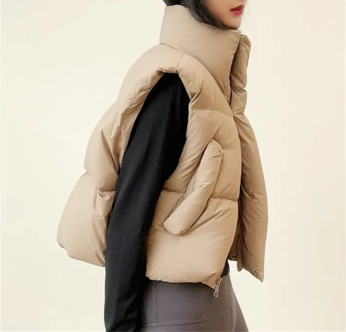 

Autumn Winter Women's Short Cotton Down Vest Short Stand-up Collar Warm Sleeveless Quilted Vest Outdoor Jacket