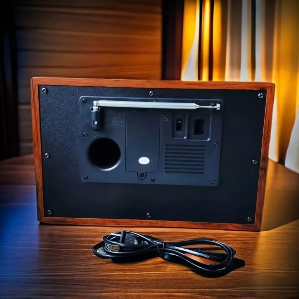 Vintage Desktop Radio FM MW SW Bluetooth Speaker with USB SD Card Slot