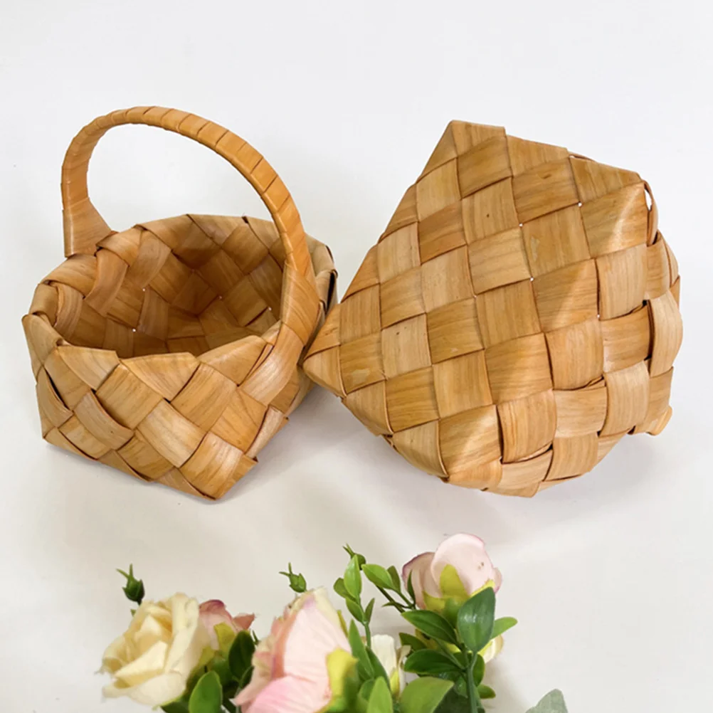 

2Pcs Mini Floral Handheld Basket Handmade Woven Flower Holder for Party Centerpiece Decor Country Style Basket for Home Garden