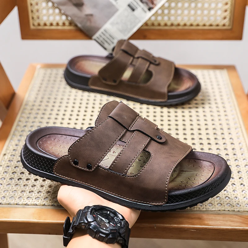 Sommer-Clogs für Herren, Outdoor-Strandschuhe, Rutschfeste Atmungsaktive Pantoffeln, Herren-Sandalen mit Dicker Sohle, Mesh-Komfort und Weicher Sohle, Lässige Sandalen für Männer