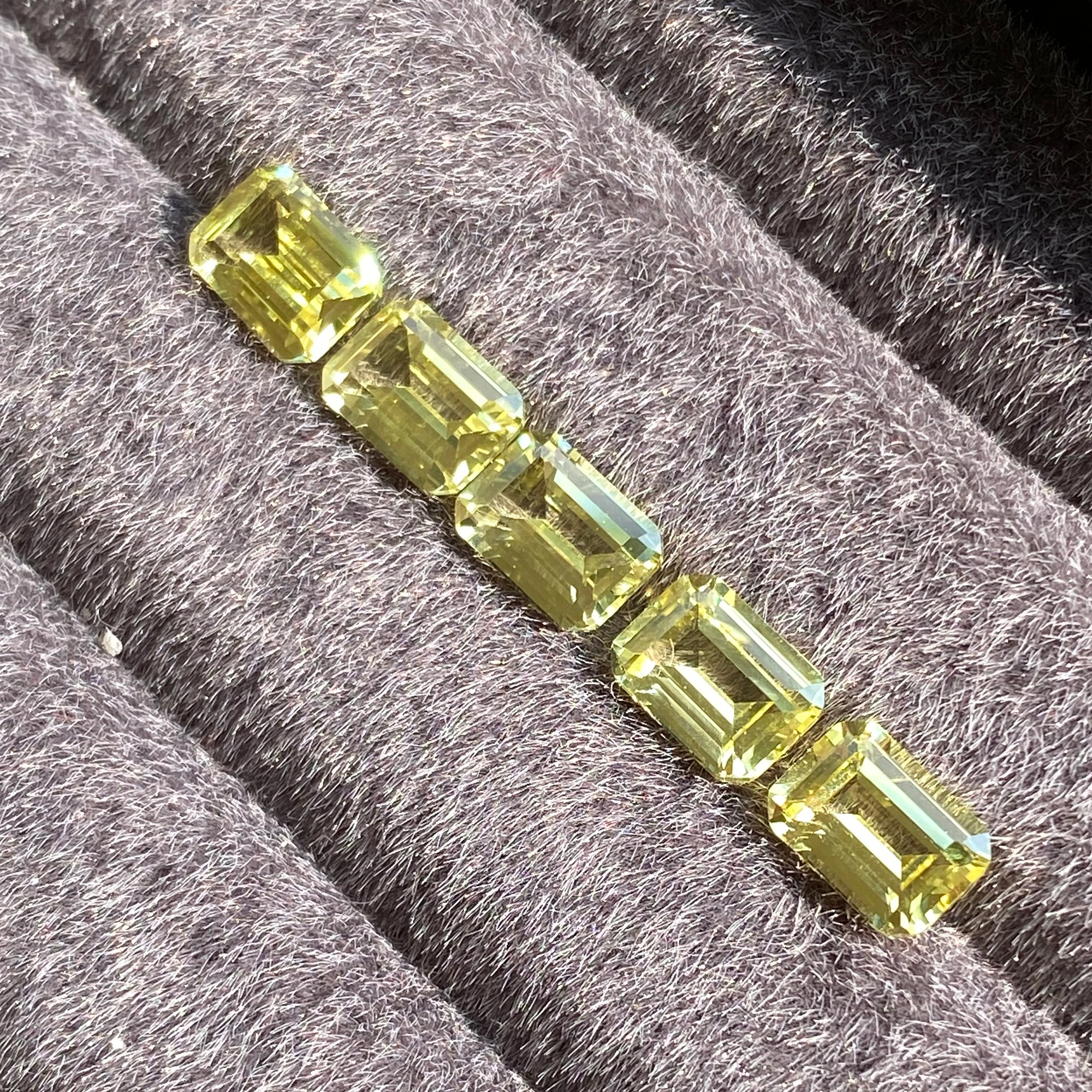 

Eme Jewelry Lab Grown Sapphire Желтый Изумрудная огранка для подвесок Усовершенствованные материалы для изготовления ювелирных изделий с сертификатом