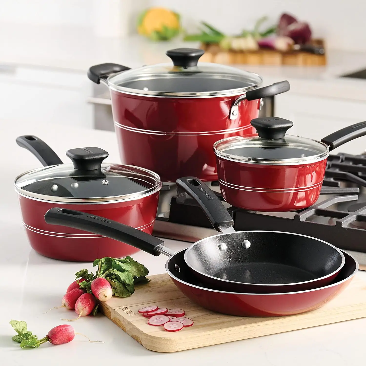 Sicilia 8-Piece Non Stick Cookware Set with Glass Lids, Aluminum Nonstick Pots and Pans Kitchen Set (Raspberry)