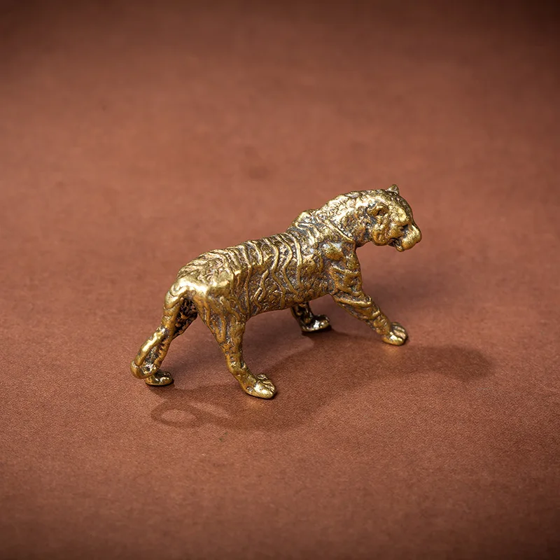 1/2pcs Chinese classical bronze, tiger Wenzhen desk ornament, bronze tea pet solid brass tiger cicada display