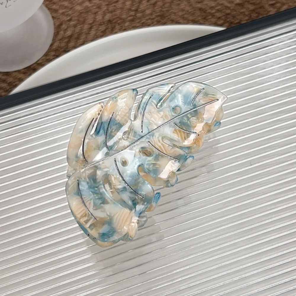 

Personalized Green Plant Leaves Hair Claws Hairpin Headwear Acetate Hair Clip Geometry Hair Grab Streetwear