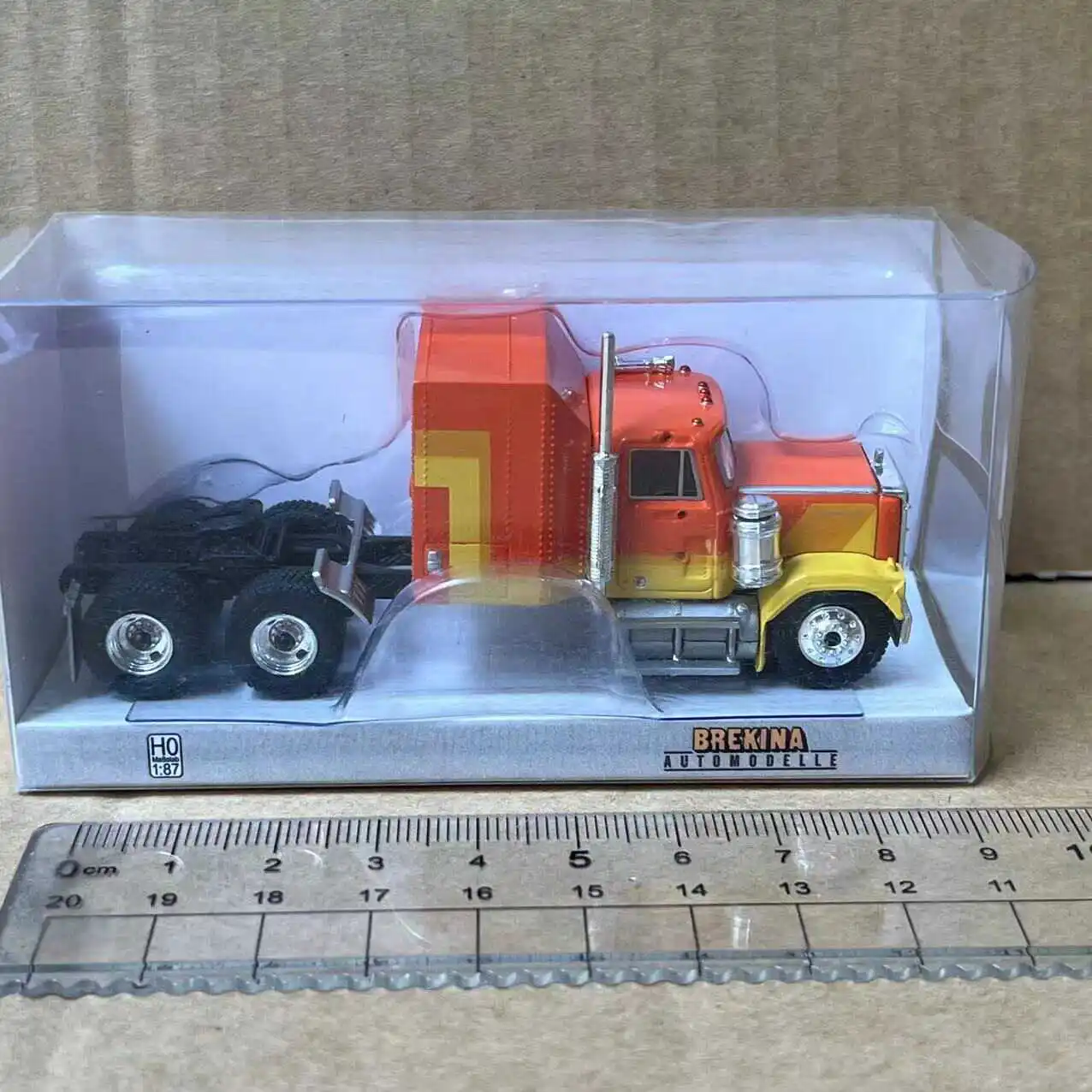 BREKINA HO 1/87 échelle véritable tracteur camion modèle en plastique jouet à collectionner cadeau Souvenir affichage ornements