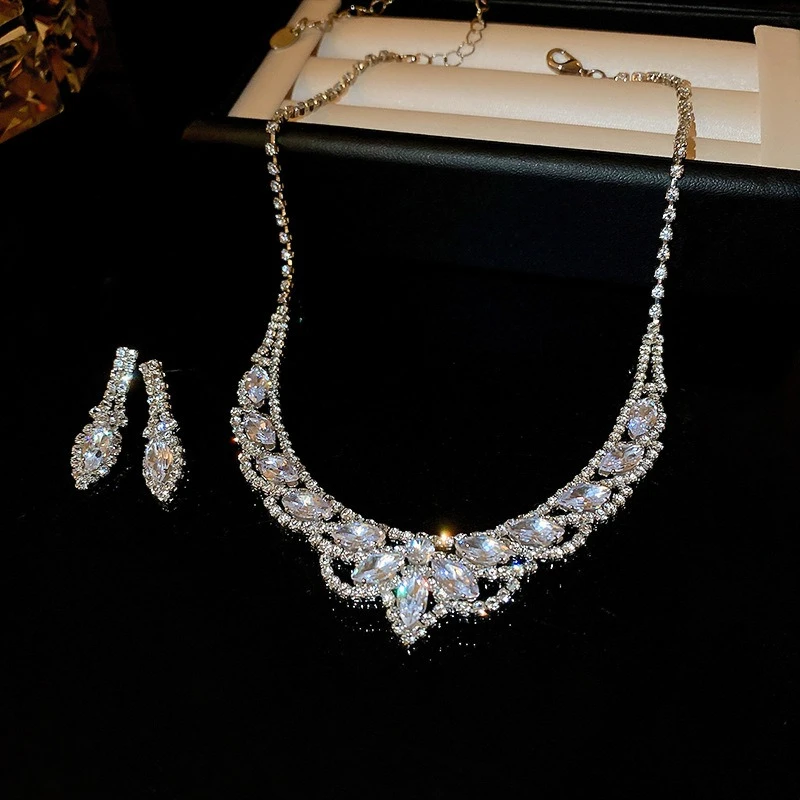 

2 шт. блестящие капли воды стразы ожерелья для невесты U-образный кулон с кисточками ожерелье висячие серьги комплект ювелирных изделий на свадьбу
