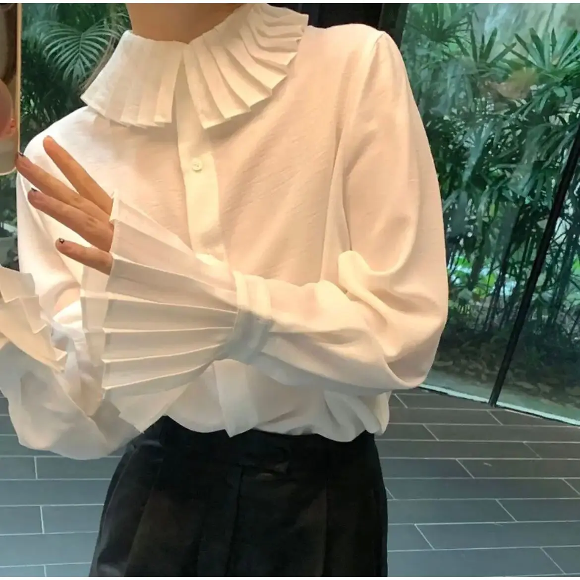 

Korea Pleated Lotus Leaf Collar System Flare Sleeve Blouses Women Tops Solid Spring Autumn Chic Korean Elegant Pleated Shirts