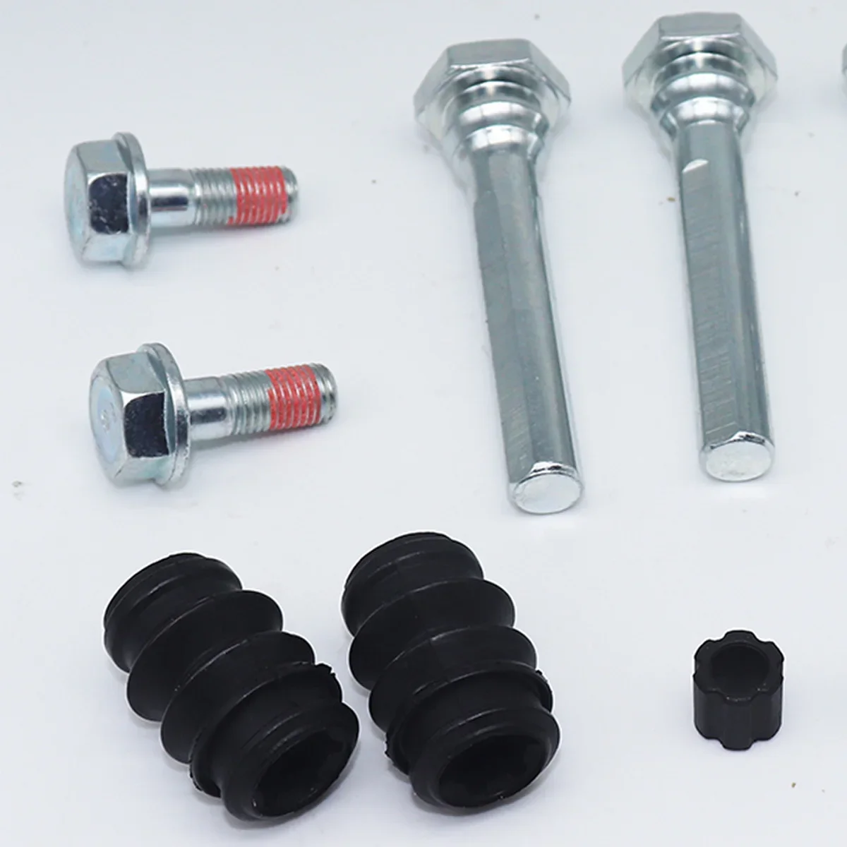 スズキ スイフト 2010- フロントブレーキキャリパースライダーガイドピンボルトディスクハウジングベローズスリーブブーツ交換部品シールカーキット