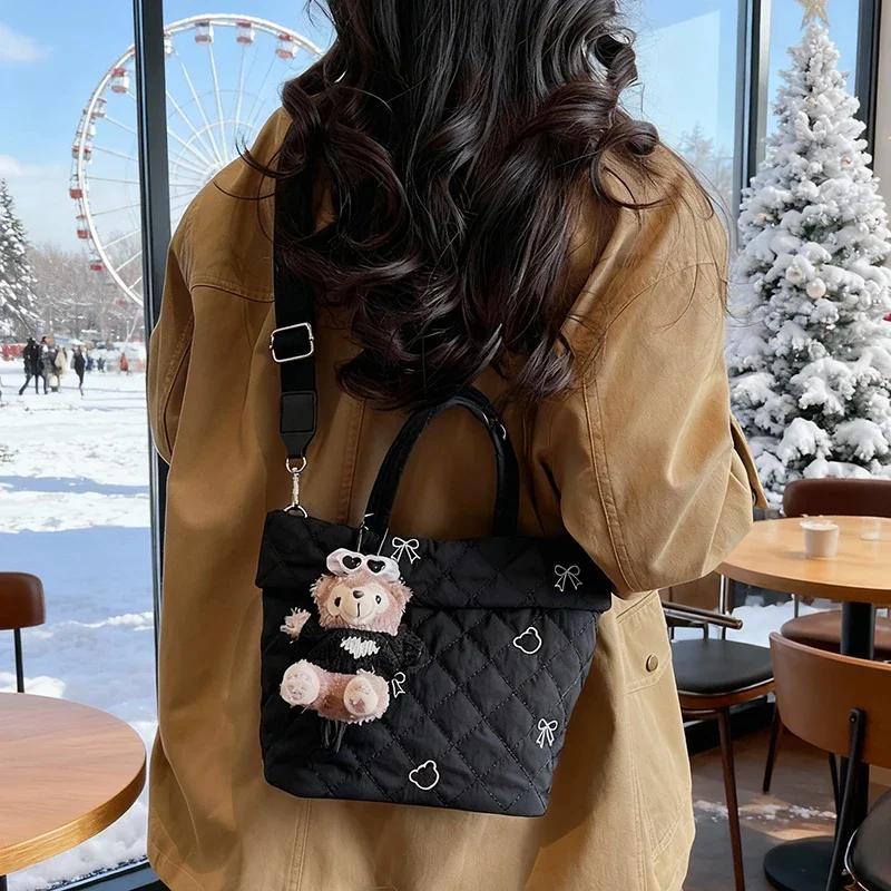 

Simple High-End Minimalist Leather Bag Elegant Vintage Design For Women With Solid Color And Paris Show