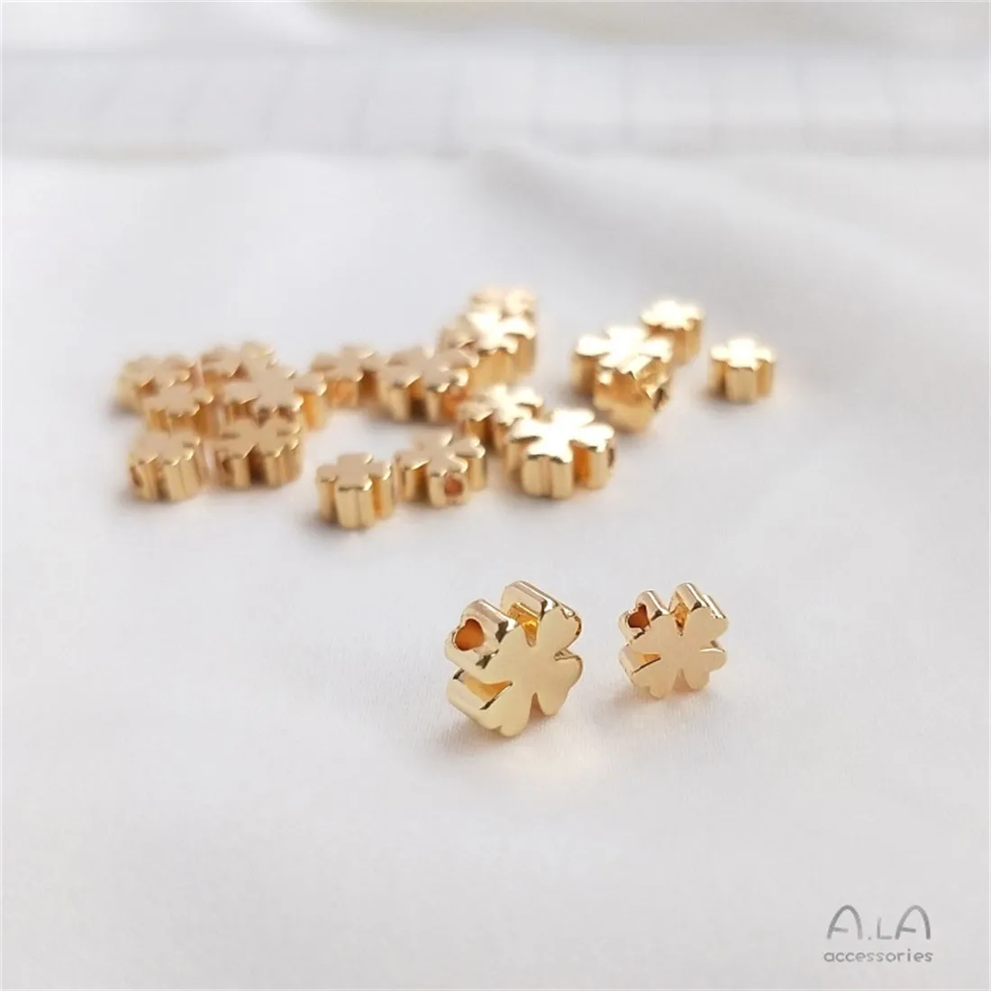 14K Gold-Plated Cross Beads, Heart-shaped Flower Beads, DIY Handmade Bracelet, Jewelry Materials, United States, C144