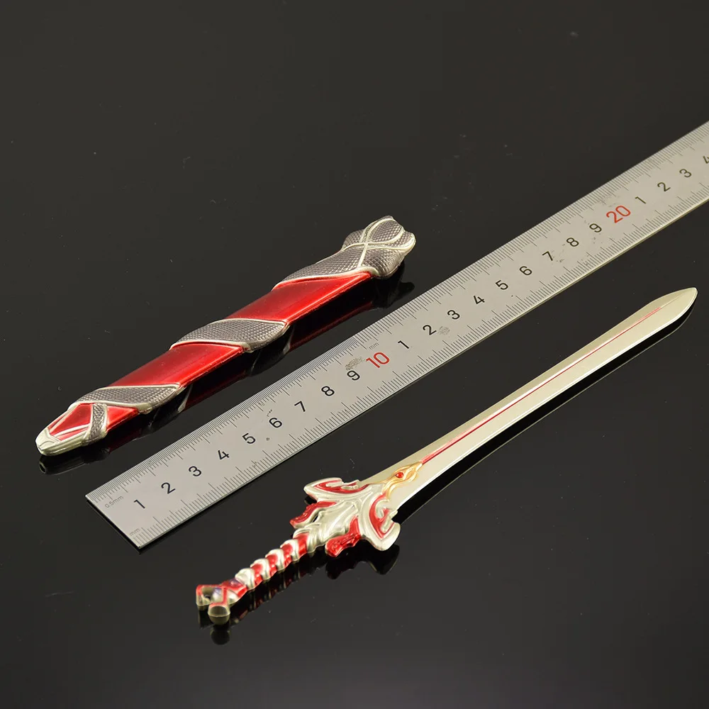22cm7.1in จีนทีวีที่มีชื่อเสียง Crimson Cloud ดาบพวงกุญแจโลหะอาวุธรุ่น Katana อุปกรณ์เสริม Retro Replica ของเล่นของขวัญ