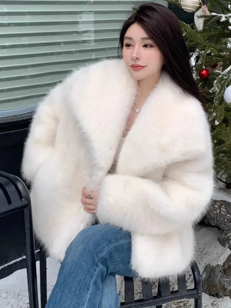 

Белое элегантное пальто из искусственной лисы, женская мода, теплая зимняя милая куртка с длинным рукавом, корейская повседневная куртка с отложным воротником, тонкий шикарный мягкий топ
