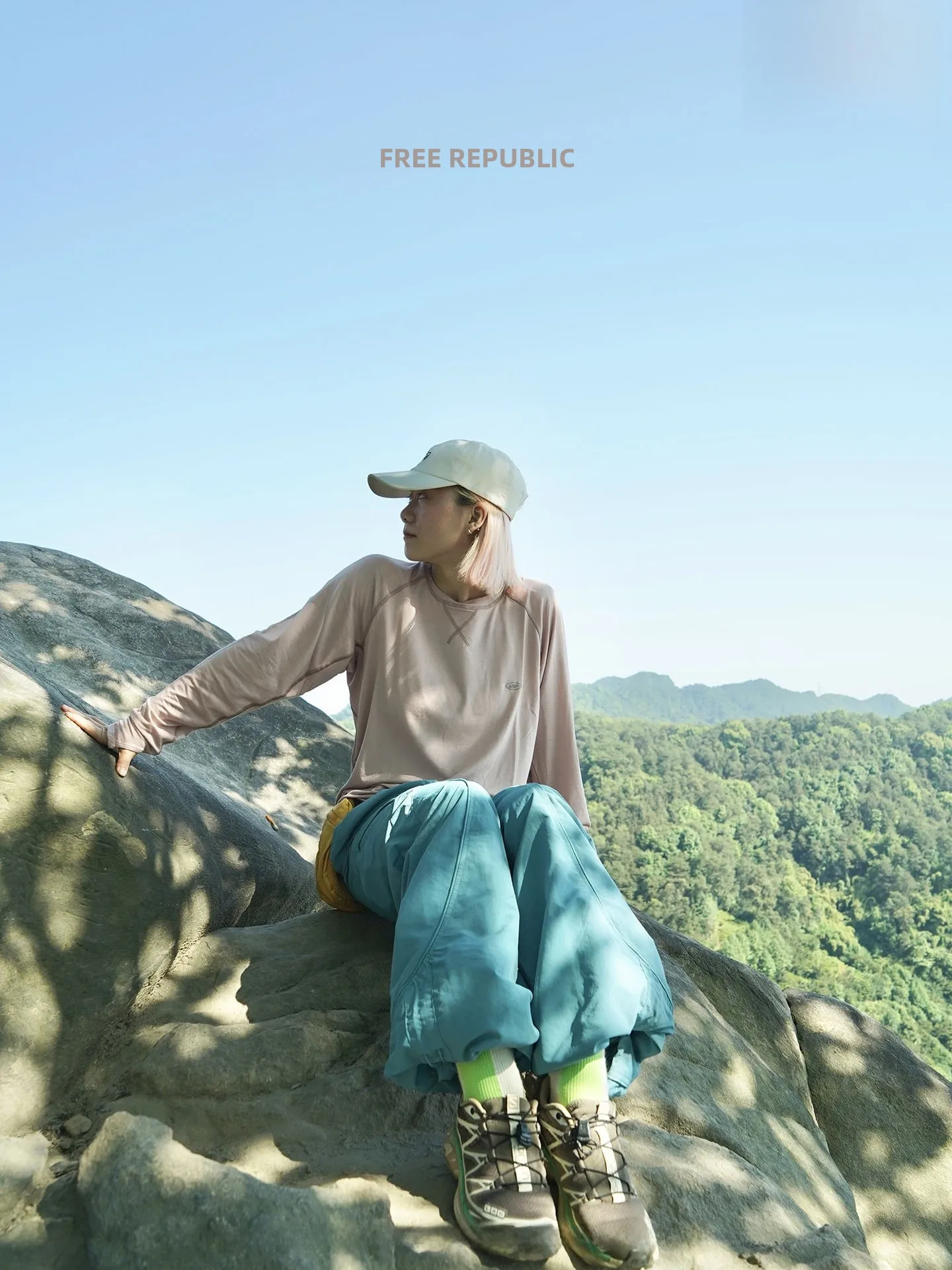 Outdoor Quick Dry Long Sleeve T-Shirt Couple Breathable Sun Protection Merino Wool Sports Base Layer Shirt Casual Style Loose...