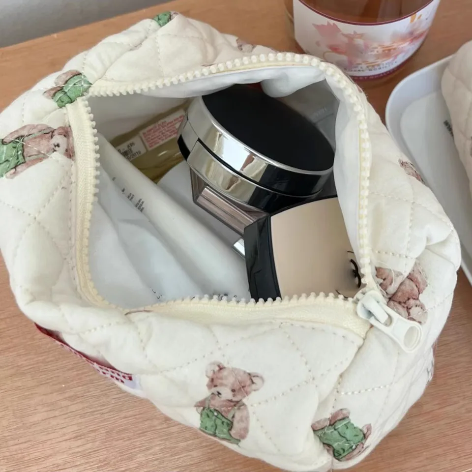 Large Capacity Bear Printed Cosmetic Organizer Bag