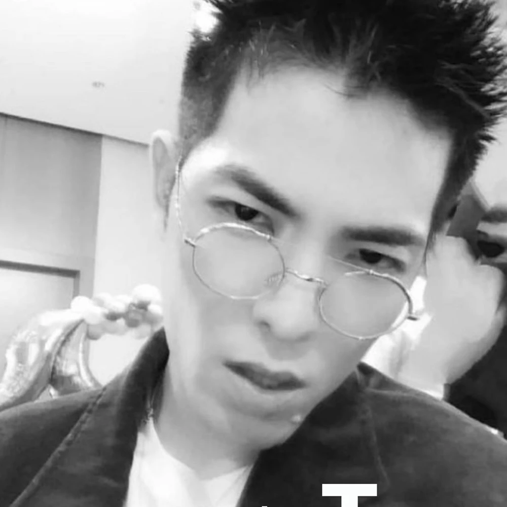 موضة نيويورك العلامة التجارية الصغيرة نظارات دائرية إطار سبائك التيتانيوم النظارات الرجال النساء نظارات نظارات USA نمط TBX910 ليتل