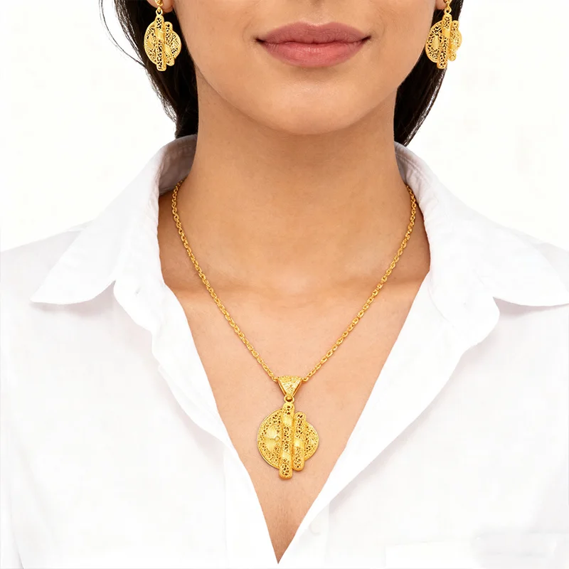 Fashion Dubai 24k gold Noble Pendant Necklace Women Wedding Pendant Chain Earrings 2 Piece Set Jewelry Party Christmas Gift