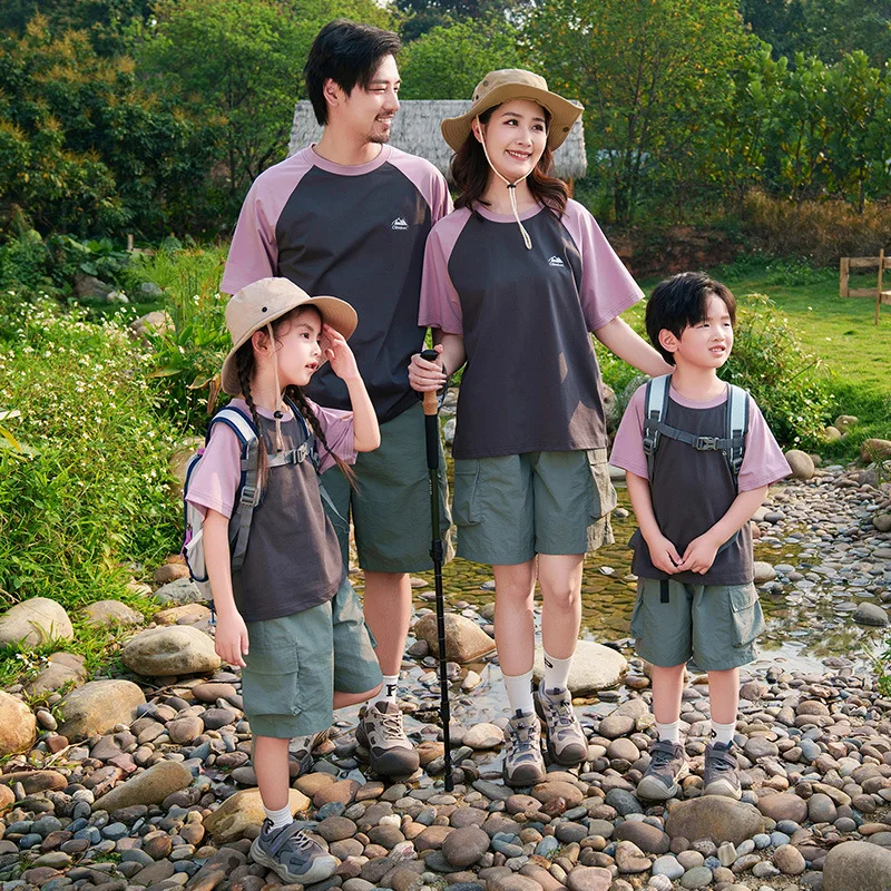 

Family Outfits Parent-child Matching Clothing Mother Father and Daughter Son T Shirts Shorts Korean Children Outdoor Clothes