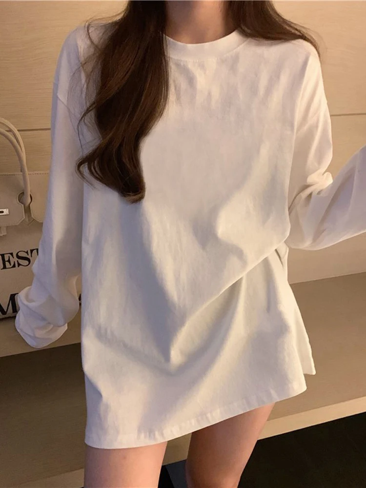 Loose White T-shirt 2024 Spring New Inner wear Bottoming Shirt Cotton Long sleeve Mid-Length Autumn and Winter Top Women clothes