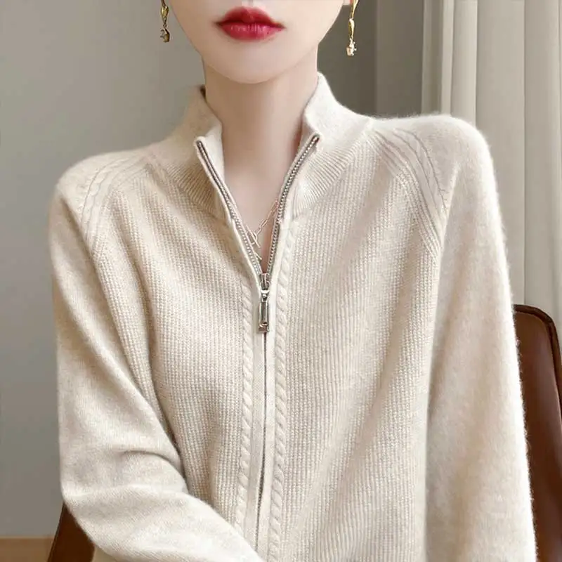 

Женский кардиган на молнии из чистой шерсти, большие размеры, вязаный свитер для осени и зимы, комфортная теплая верхняя одежда с V-образным вырезом