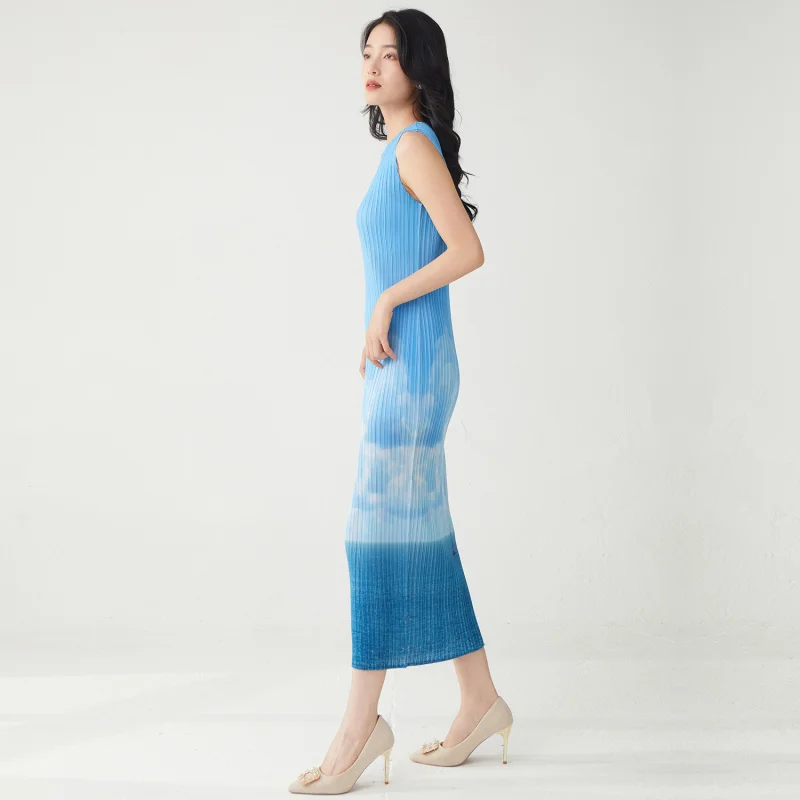 Das Miyake-Temperament strahlt einen Sinn für Luxus aus. Sommer neues mittellanges, ärmelloses, schlankmachendes, gerades Schlauchkleid [25220zsj-Z3078-26]